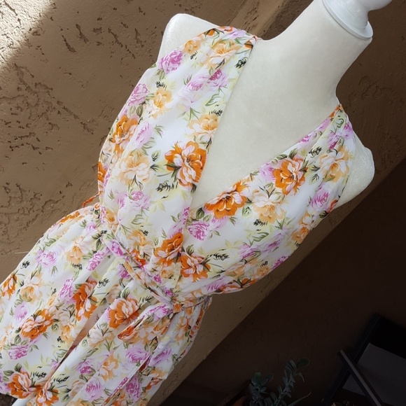 Belly Alternative The Summer I Turned Pretty Floral Halter Romper - Picture 4 of 8